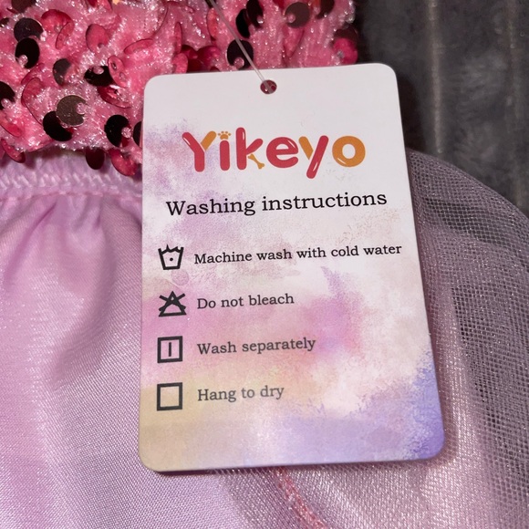 YIKEYO DOG DRESS I THINK A SMALL DOG BUT NOT A MINIATURE SEE MEASUREMENTS. - Picture 4 of 8